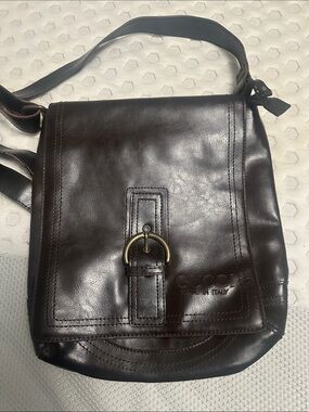 Gucci Dark Brown Leather Messenger Bag with Brass Buckle